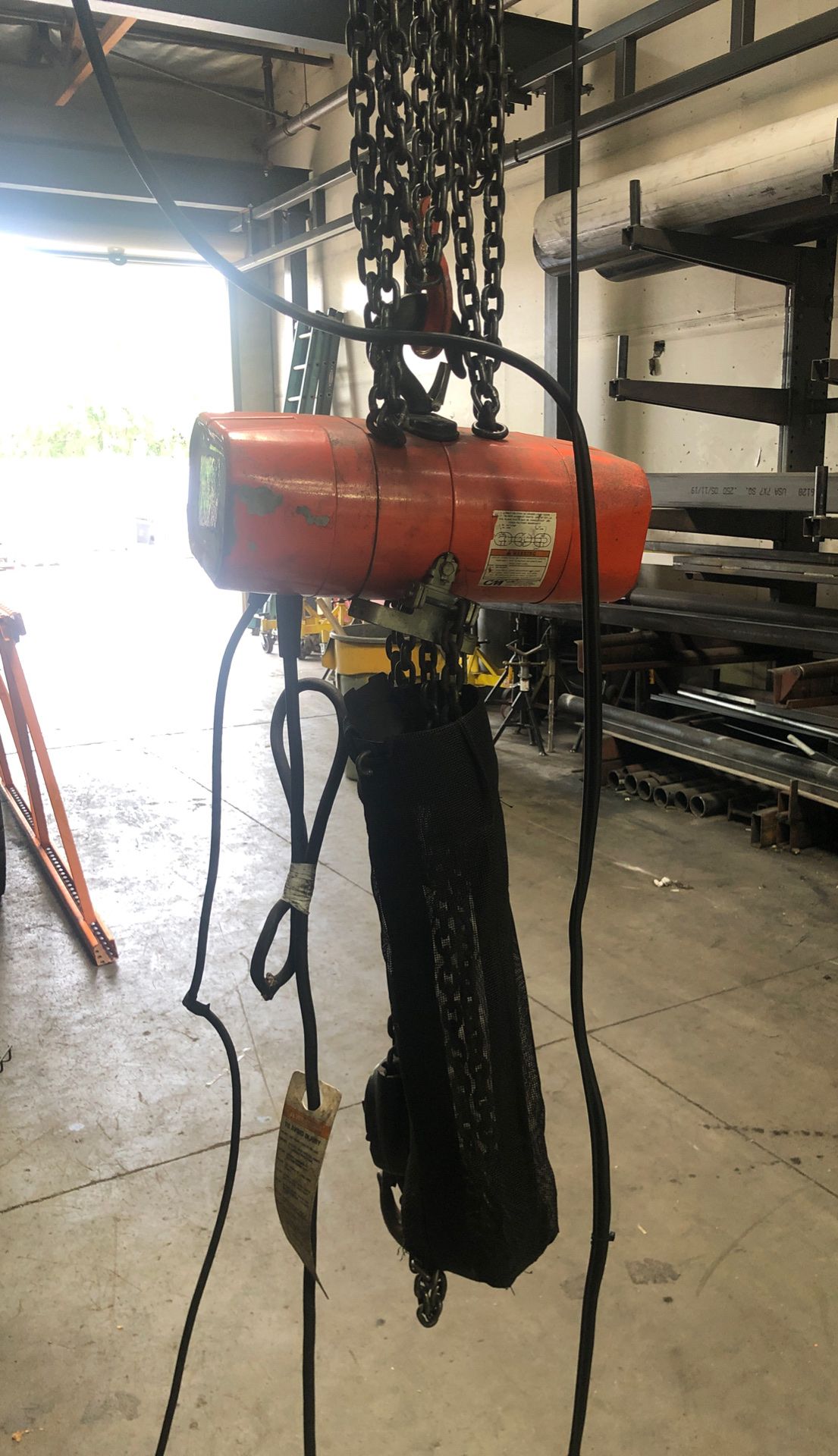 Electric chain hoist 1 ton