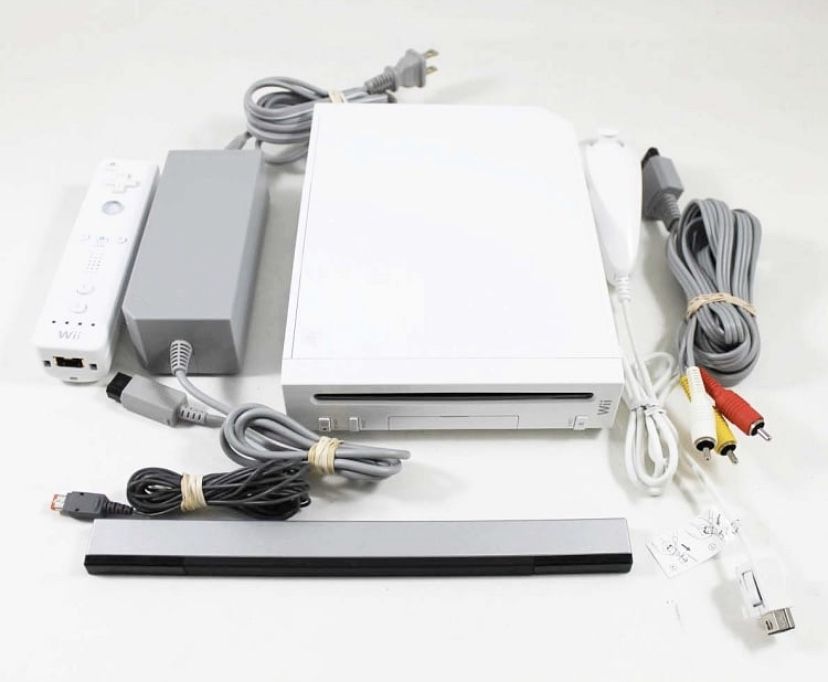 Nintendo Wii Bundle with Games and Accessories