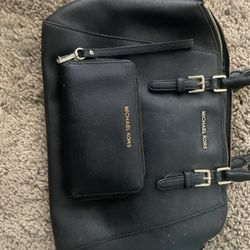 Michael Kors Purse And Wallet 