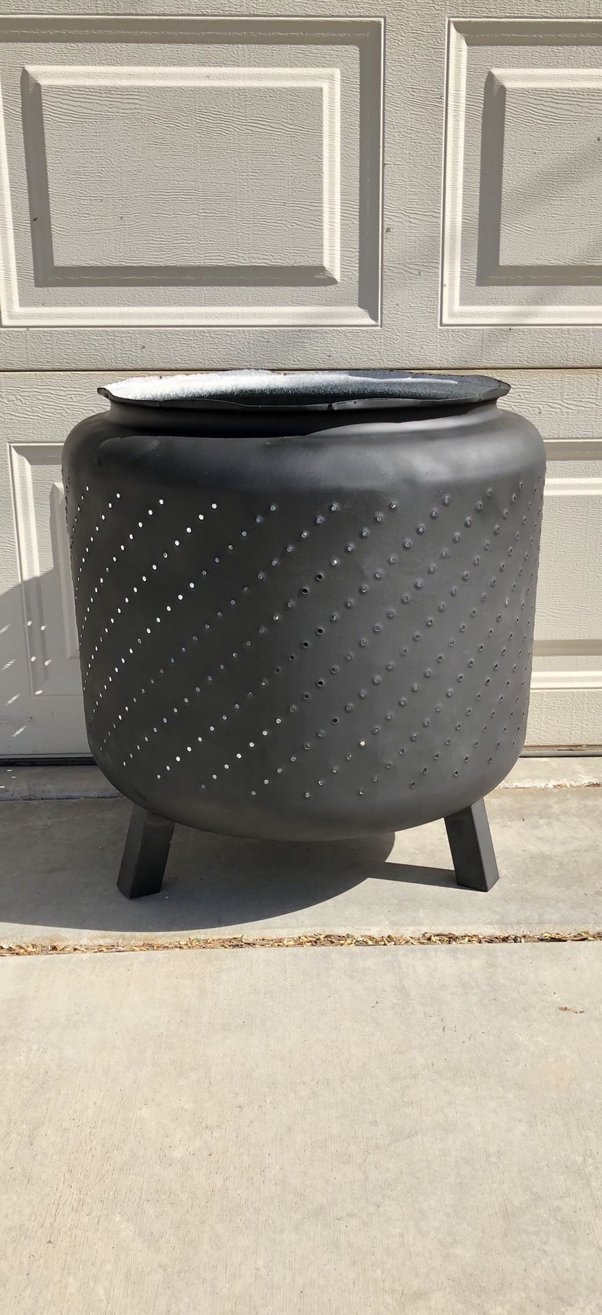Fire Pit made from Washing Machine Tub with Legs
