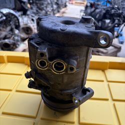 2009 Cadillac Escalade A/C Compressor part