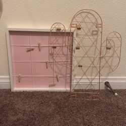 Wall Decor/ Photo Holder