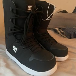 DC Men’s Phase - Size 12