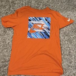 Nike T-shirt