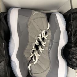 Cool Grey 11s Size 9 