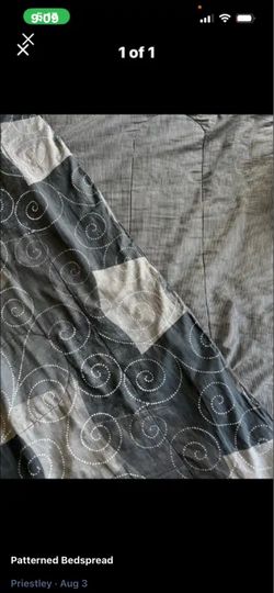 Queen bedspread