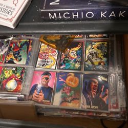 Lots Of Marvel Cards Masterpieces