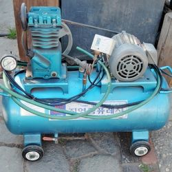 Air Compressor (220v) Sold As Is 