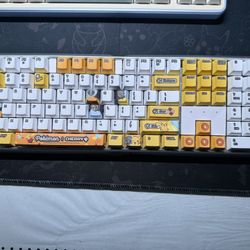 Cherry X Pokémon Mechanical Keyboard