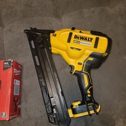 Dewalt Finish Gun 15ga TOOL ONLY