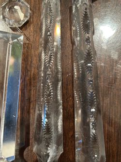 Large iclies
