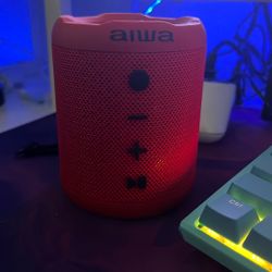 Aiwa Red Speaker 