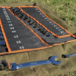Ratchet Combination Set - Flex Head - SAE & Metric - 30 Pc - 11mm - Included Winnetka Area
