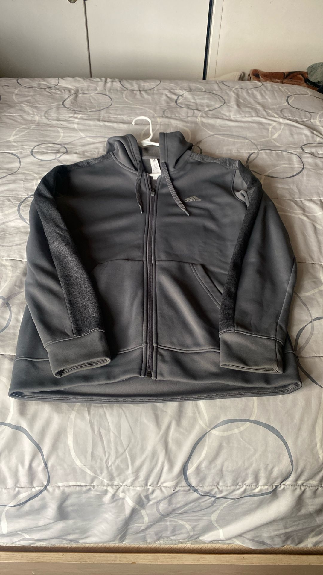 Men’s Adidas Size M