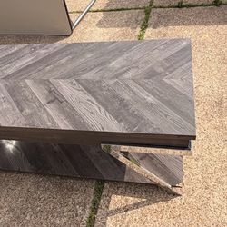 lift-top coffee table