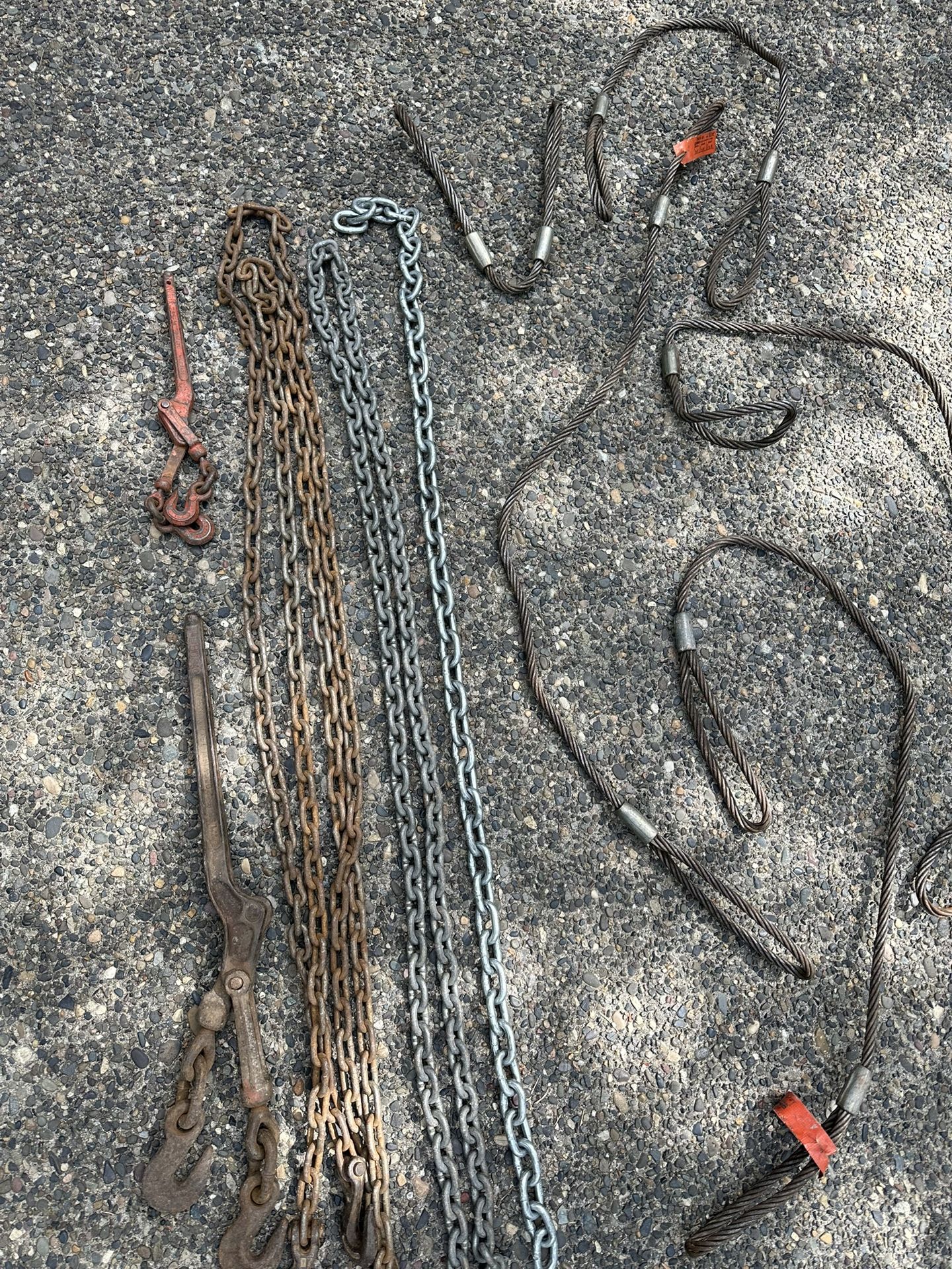 Lot: Chain Binders, Chains, & Steel Ropes