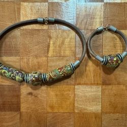 VINTAGE 15” CHOKER NECKLACE + BRACELET. VINTAGE. SET PRICE. 