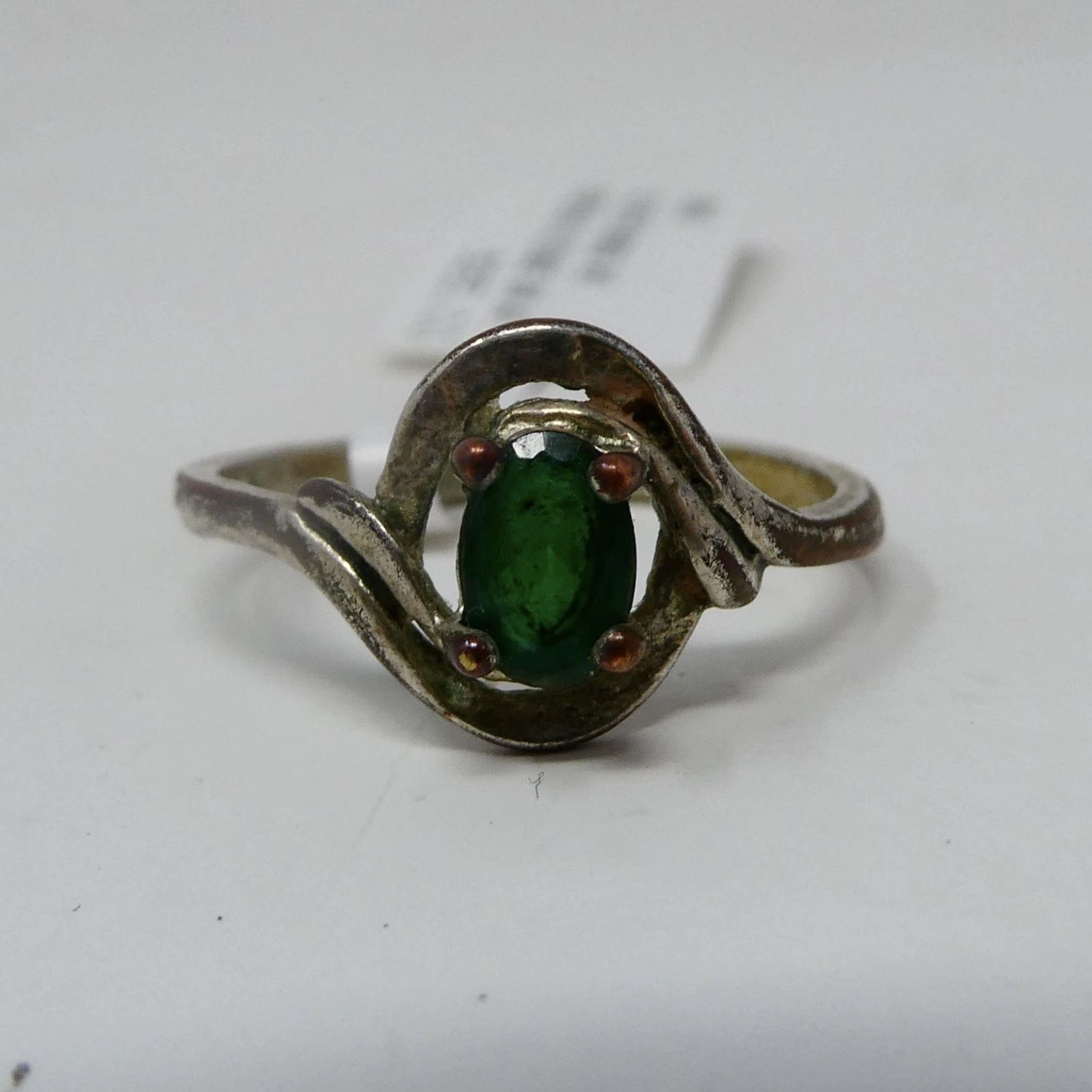 .925 Sterling Silver Ring With Green Stone
