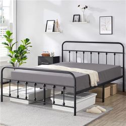 Classic Metal Platform Bed Frame Mattress Foundation with Victorian Style Iron-Art Headboard/Footboard/Under Bed Storage/No Box Spring Needed/Queen Si