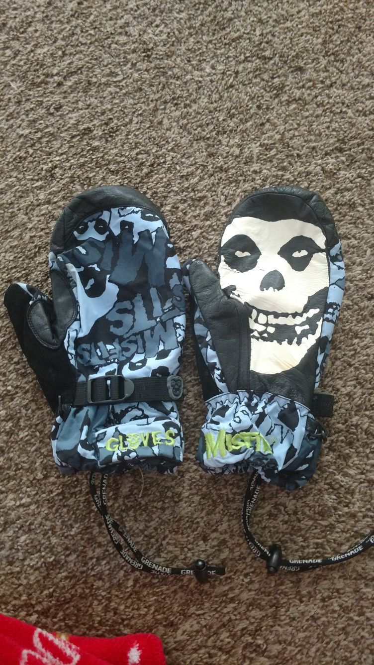 Snowboard Misfit GRENADE mittens