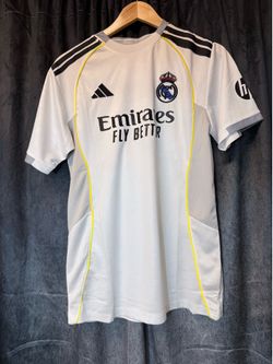 Real Madrid Men’s White Home Soccer Jersey Short Sleeve Size XL