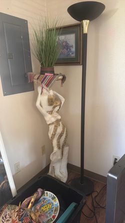 Statue