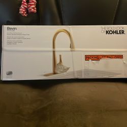 Kholer Bevin Kitchen Faucet 