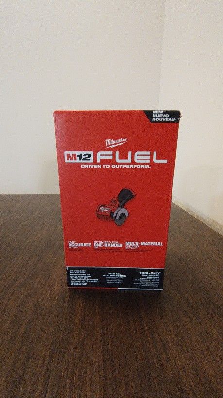 Milwaukee M12 FUEL 3" Compact Cut Off Tool (model 2522-20)