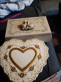 Jewelry box