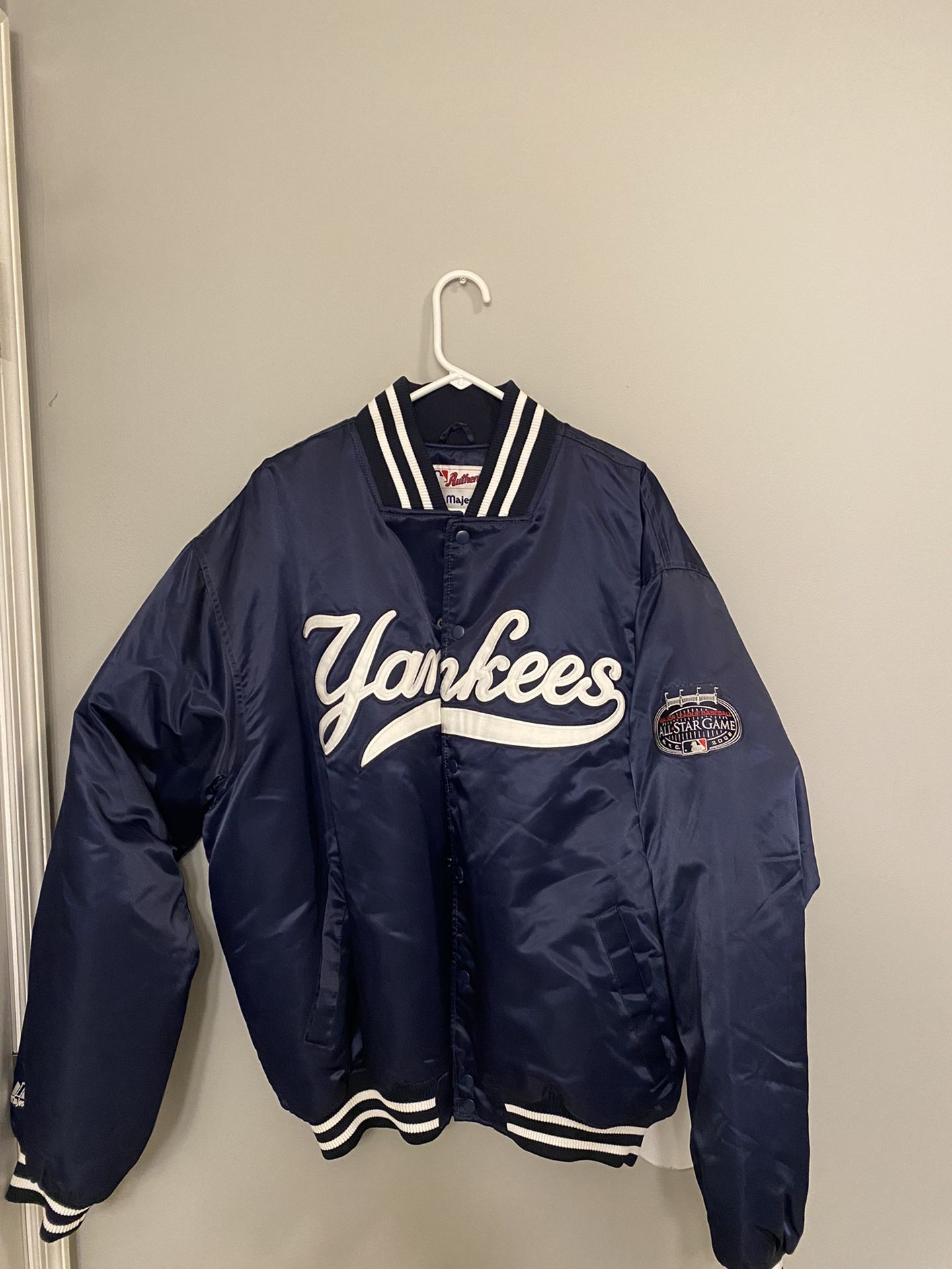 Majestic XXL Offical Yankees Coat