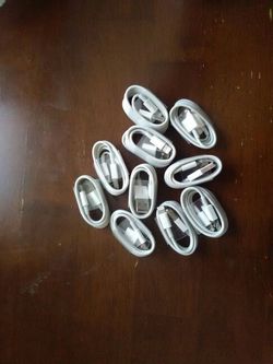 10 pk of brand new iPhone 5,6,7 chargers