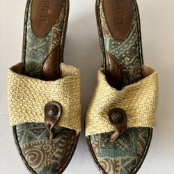 Women’s BORN Wedge Sandal Slide Raffia Wicker 