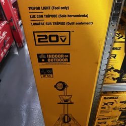 Dewalt 20v Max Tripod Light Tool Only