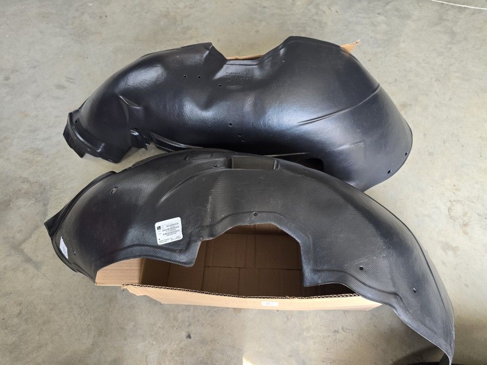 New 2500HD Classic GM inner fender liner