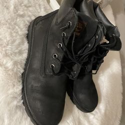 Black  Timberland Boots