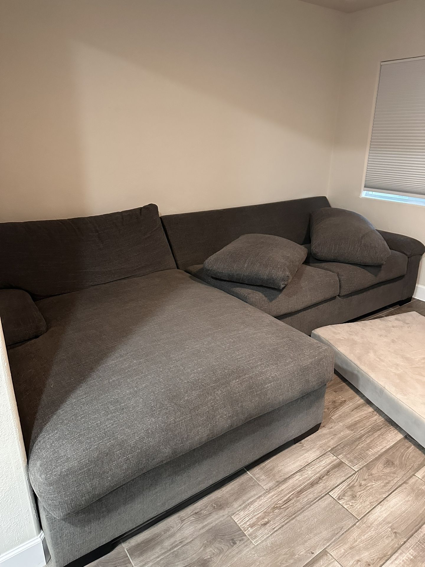 L Sectional
