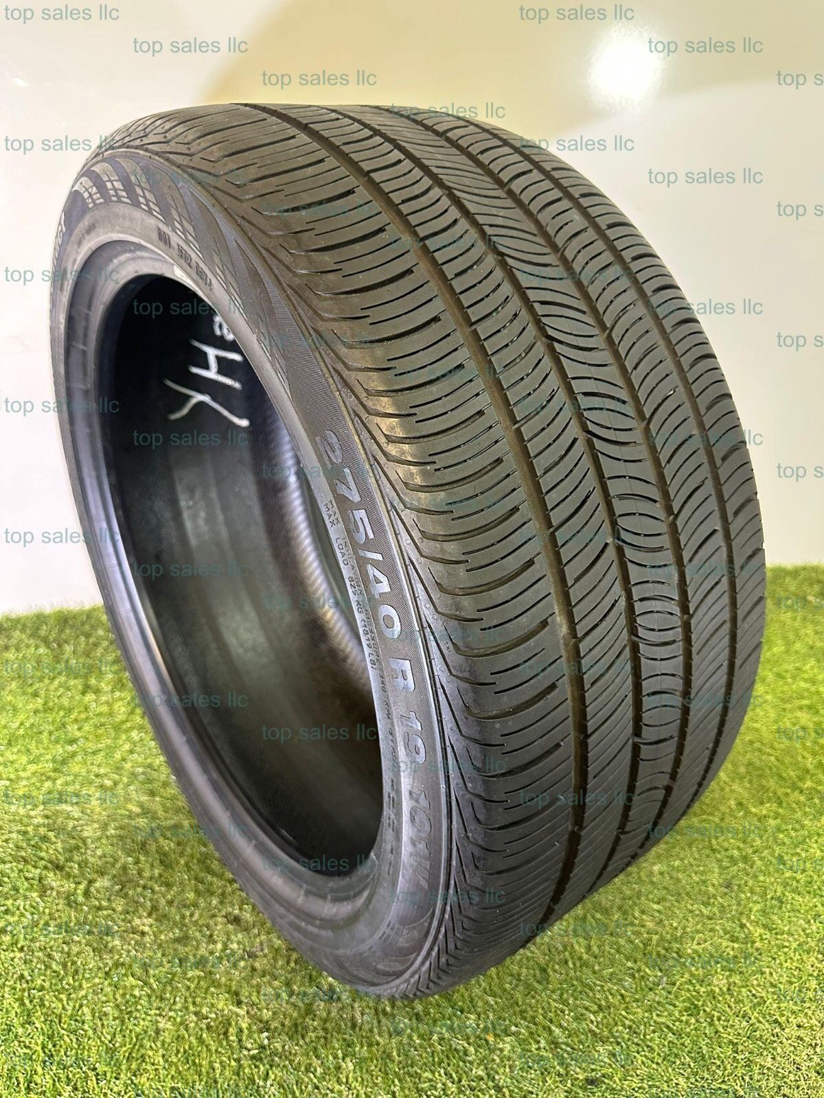 U220 275 40 19 101W Continental ContiProContact One Used Tire 80% Life