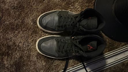 Nikes Size 8.5