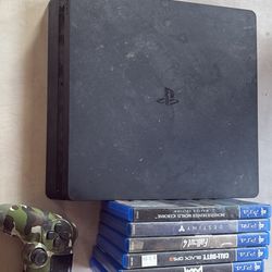 PS4 Slim bundle