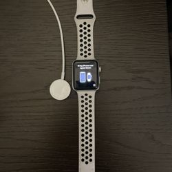 Apple watch series 3 nike online canada