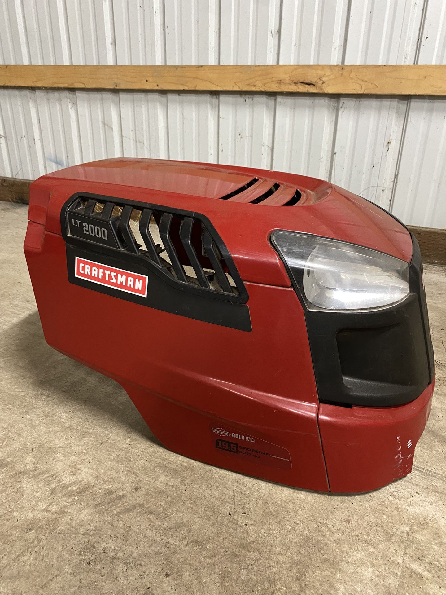 Craftsman LT2000 Mower Hood Riding Lawnmower 