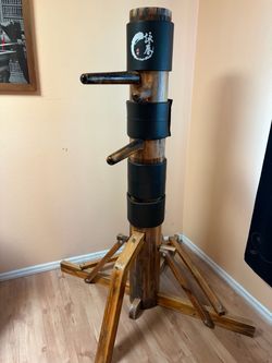 Wing chun wooden dummy