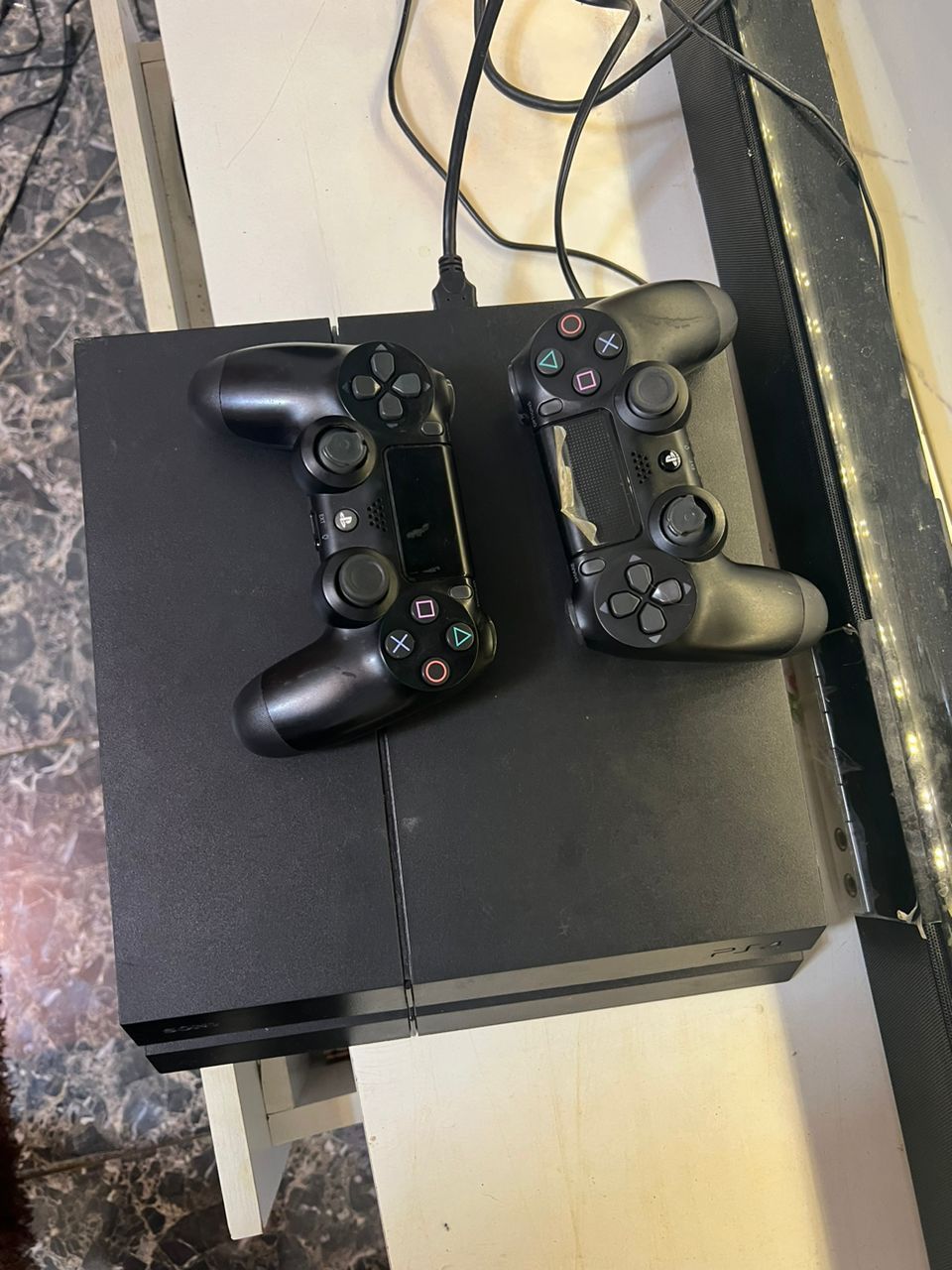 PS4