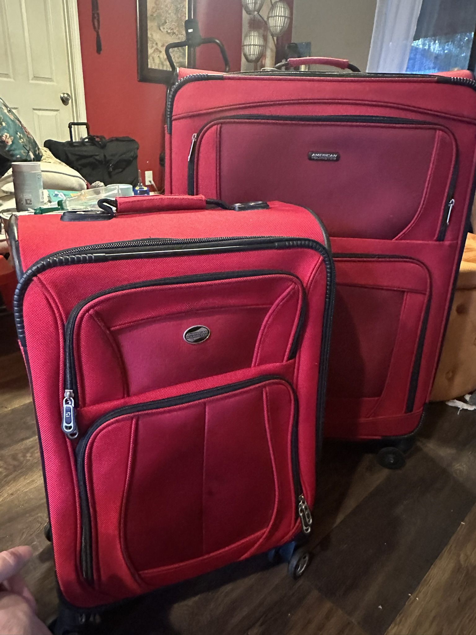 American Tourister 