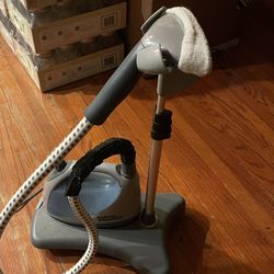 Shark Fabric Steamer