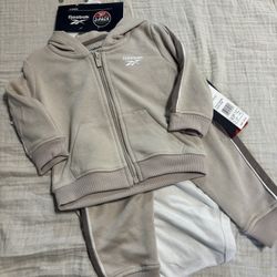 Reebok Size 6 months $10