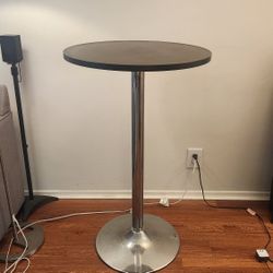 Round Bar Table