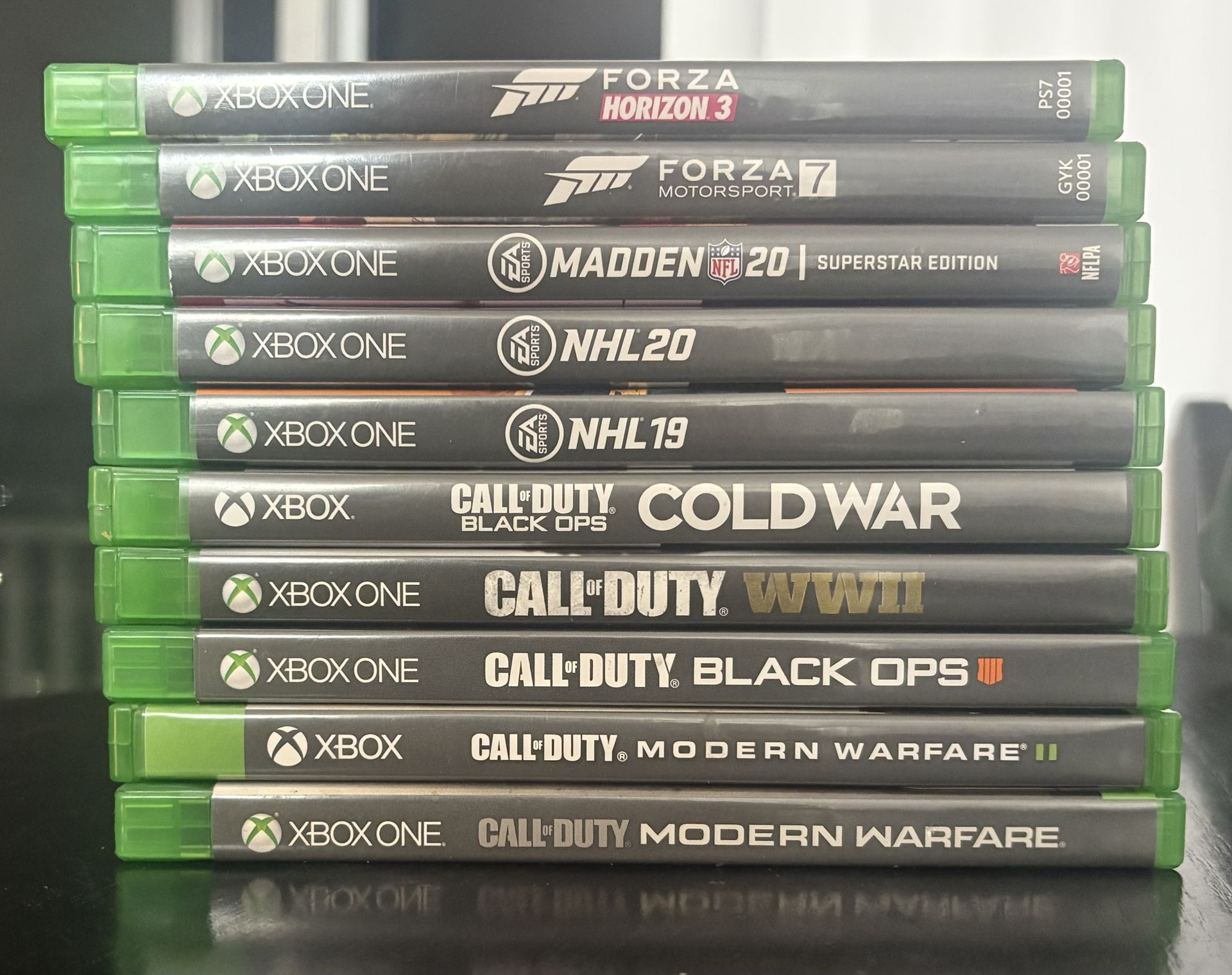 XBOX AND XBOXONE GAMES**LOOK AT PICS***