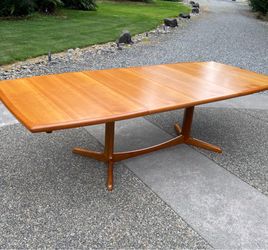 Teakwood  Expandable Dining Table by Benny Linden