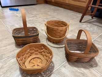 4 Longaberger Baskets Group